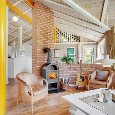 Holiday home Winder - 800m From The Sea In Nw Jutland By Interhome Hirtshals