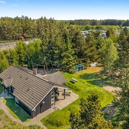 Dom wakacyjny Winder - 800m From The Sea In Nw Jutland By Interhome *