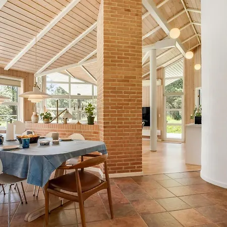 Winder - 1-3km From The Sea By Interhome